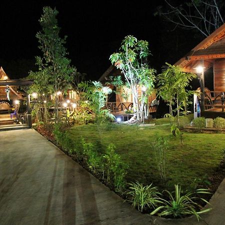 Burilamplai Resort Thung Yai Exterior foto