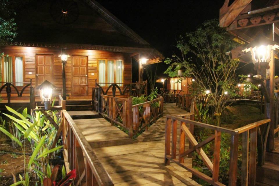 Burilamplai Resort Thung Yai Habitación foto